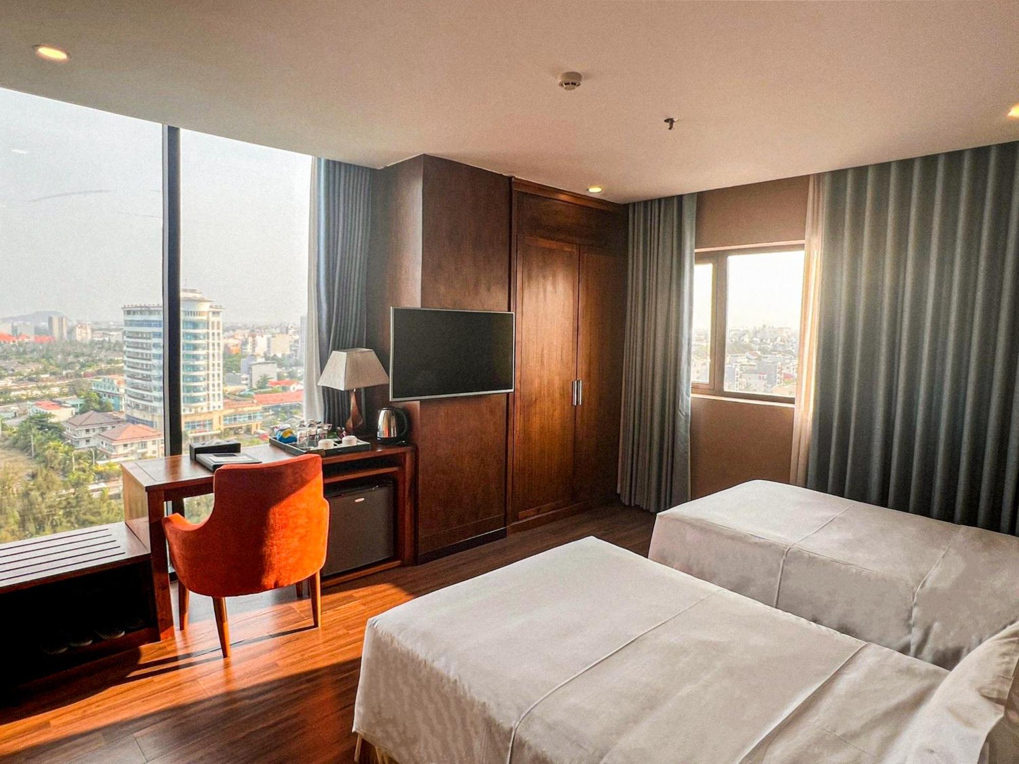 Yarra Ocean Suites Danang Esterno foto