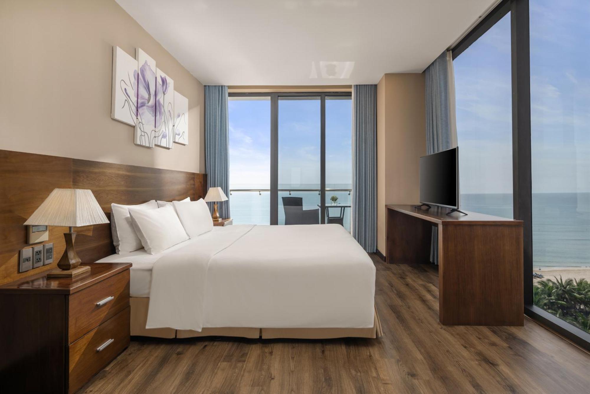 Yarra Ocean Suites Danang Esterno foto