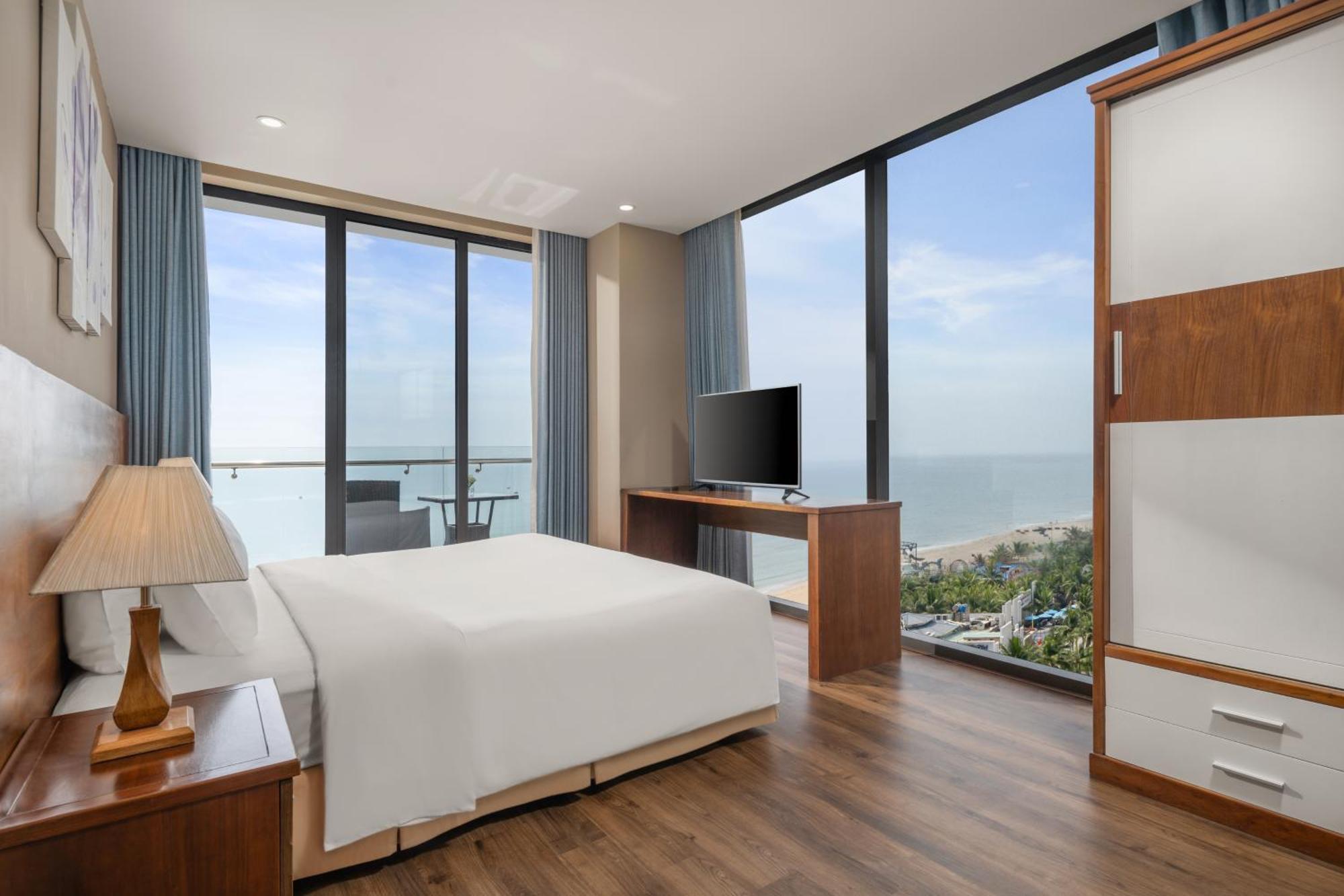 Yarra Ocean Suites Danang Esterno foto