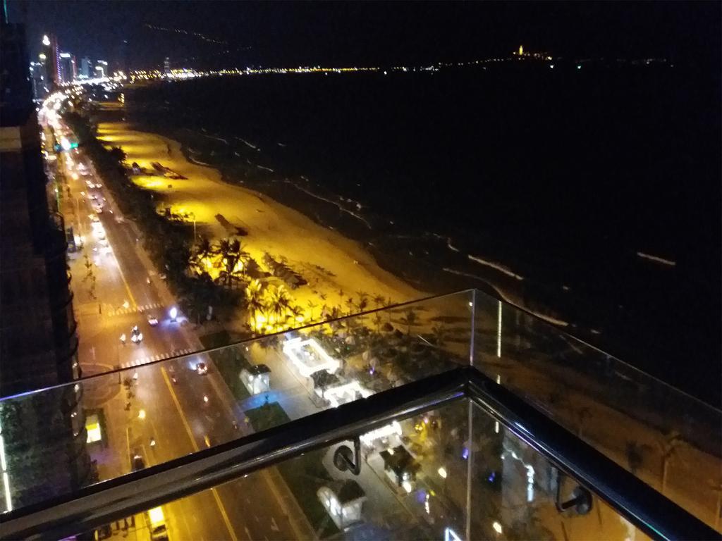 Yarra Ocean Suites Danang Esterno foto